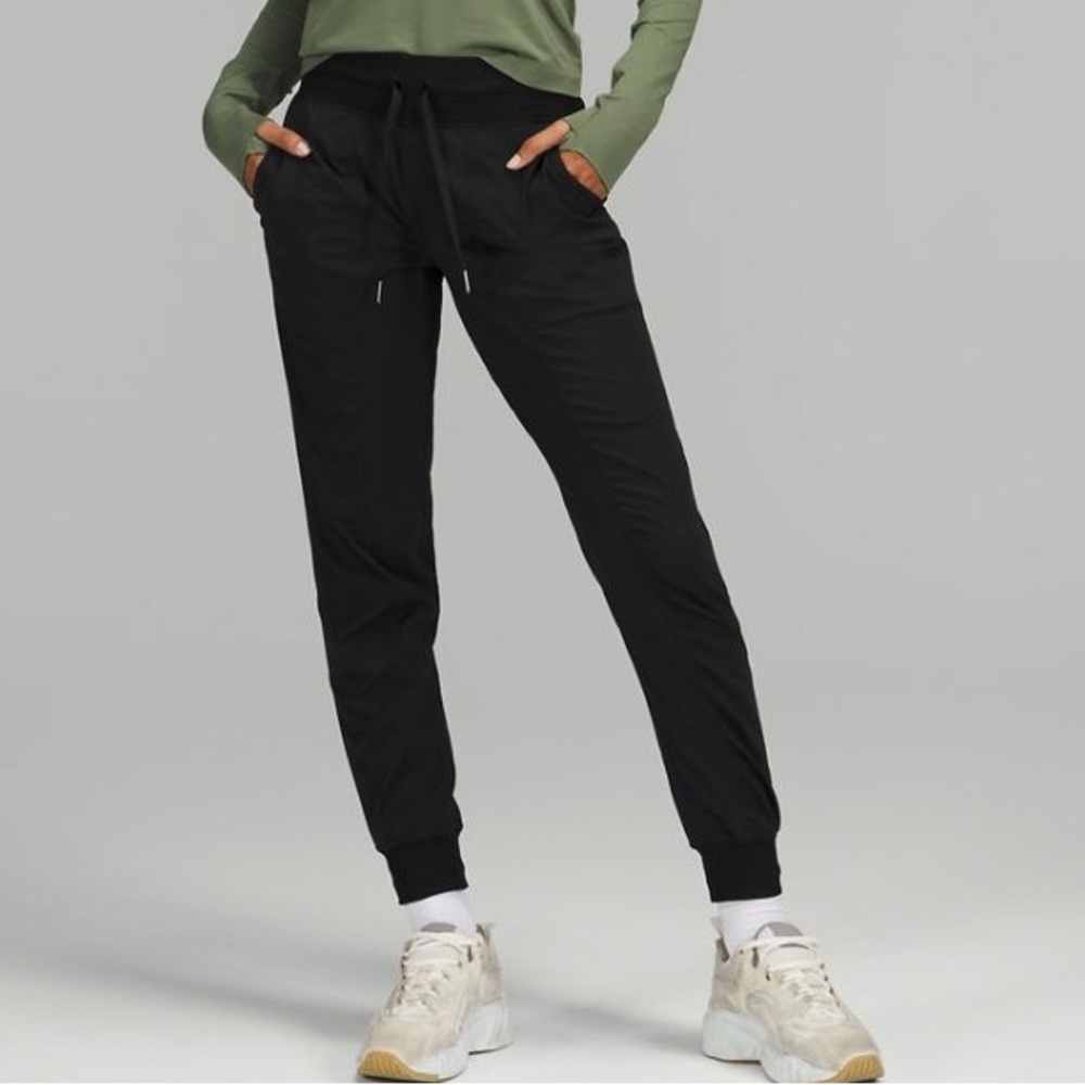 Lululemon Dance Studio Joggers Size 4